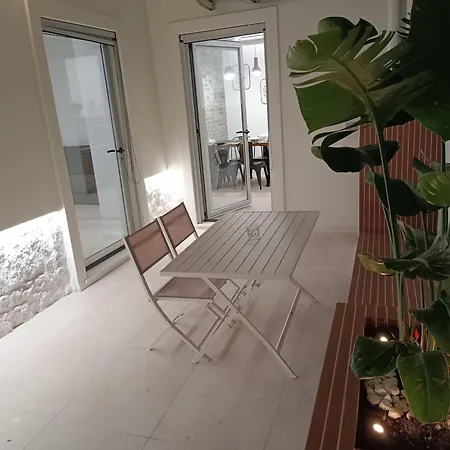 利莫尼公寓 * 阿尔盖罗