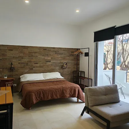 利莫尼公寓 * 阿尔盖罗